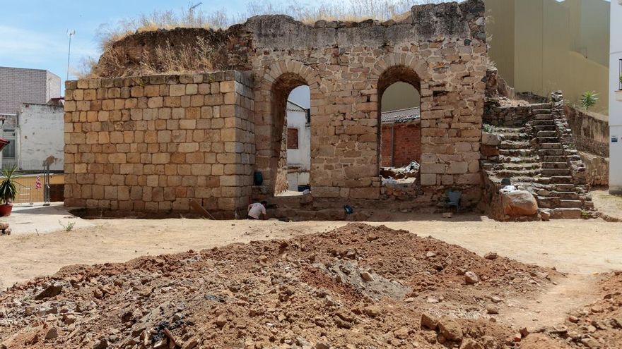 Mérida reserva un millón de euros para integrar restos arqueológicos hallados en tres lugares céntricos