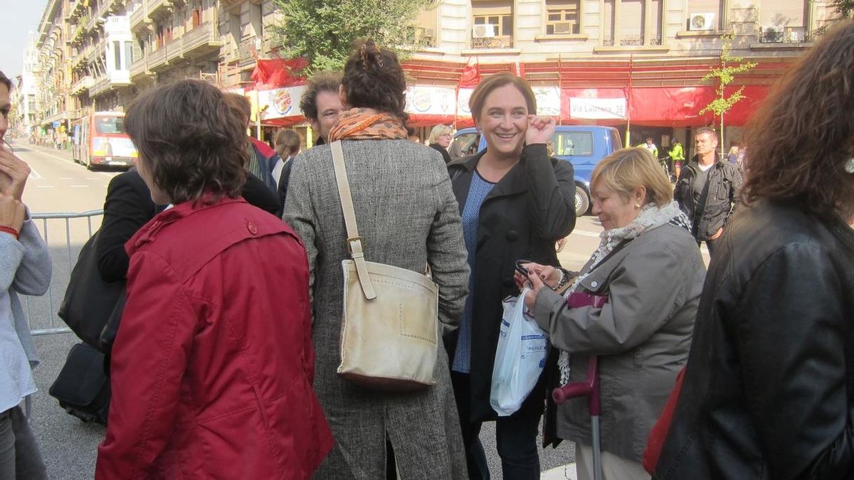 Colau se muestra orgullosa de que BComú vaya a las generales y dice que no será candidata