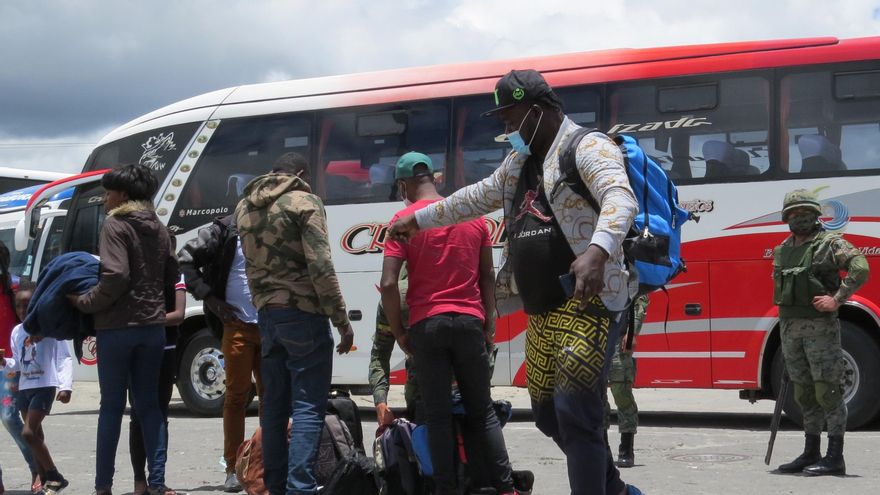 Haitianos, la nueva cara de la migración que atraviesa Ecuador