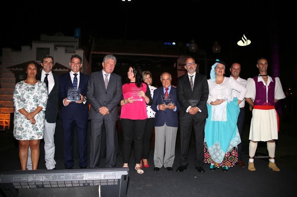 Acto de entrega de los Reconocimientos Turísticos de LPGC 2015. (ALEJANDRO RAMOS)