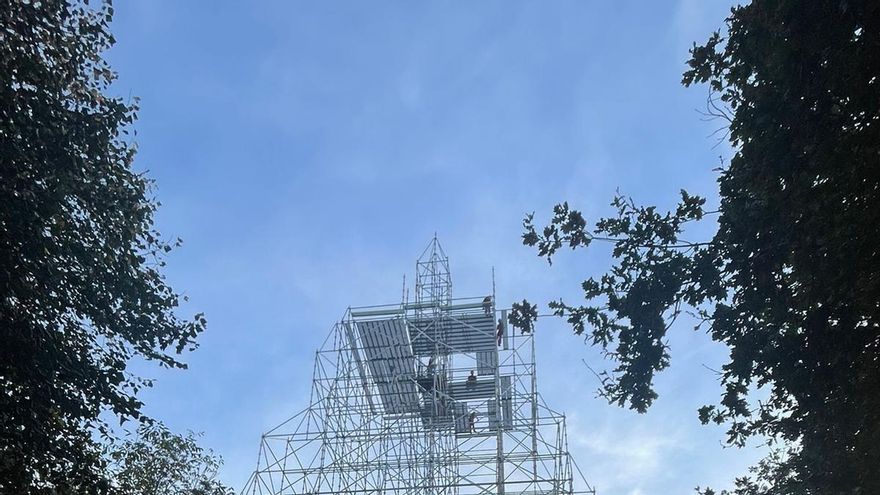 Árbol De Navidad De Cartes