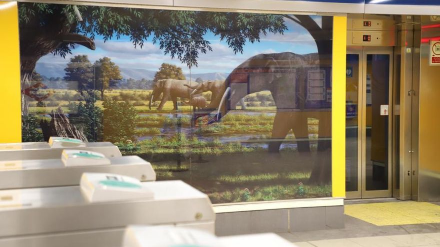 Paredes del Metro de Madrid con historia y cultura: un yacimiento en Carpetana o el Quijote entero en Plaza de España