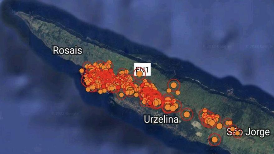 Vulcanólogos ven una "posibilidad real de erupción volcánica" en una isla de las Azores, al norte de Canarias