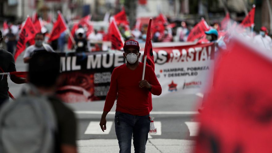 Continúan protestas en Panamá ante descontento por la gestión de la pandemia