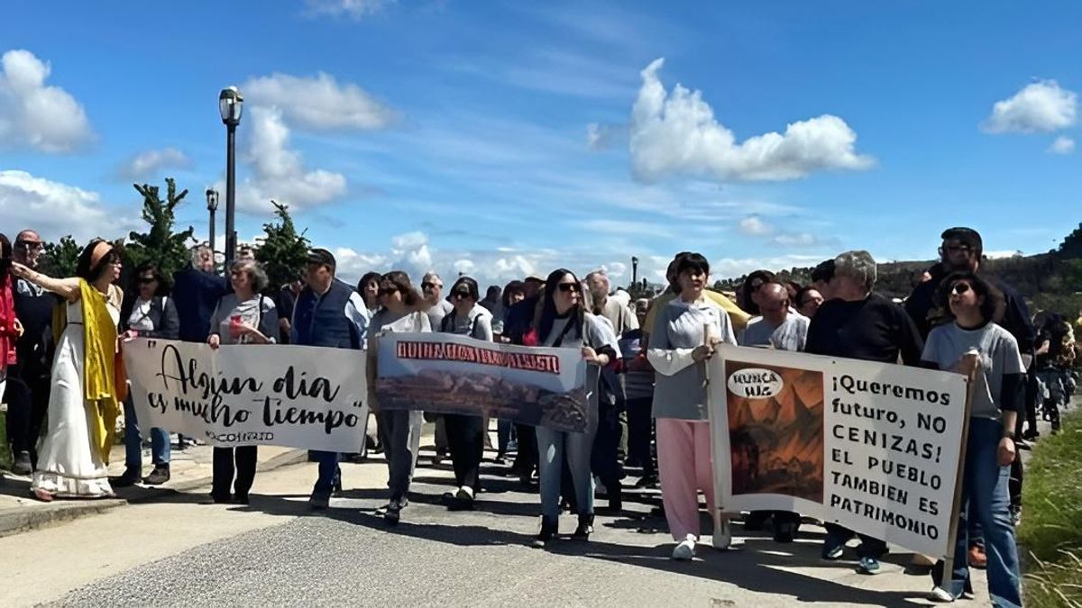 Los vecinos de Las Médulas vuelven a movilizarse para exigir servicios y protección frente a incendios forestales