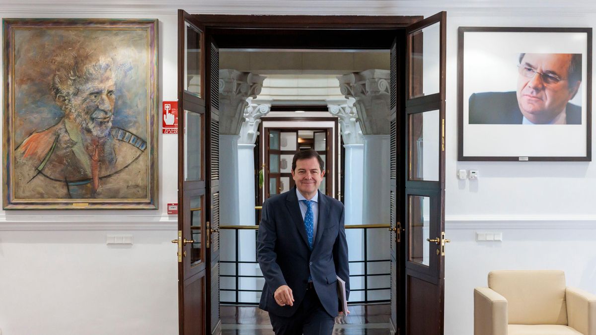 Los matices del Gobierno PP-Vox: la vicepresidenta segunda sustituirá a Mañueco y Vox controlará la política del lobo
