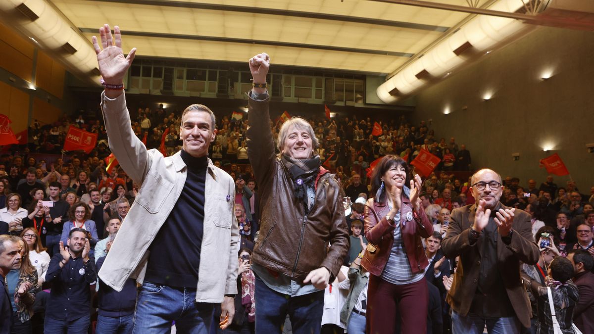 Carlos Martínez pide acabar con casi 40 años de gobiernos del PP que han "gestionado la inercia"