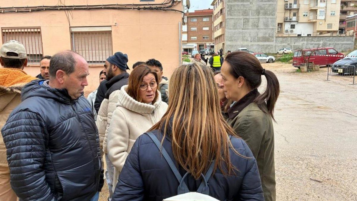 Los 57 vecinos del edificio de Caspe en riesgo de colapso abandonan voluntariamente sus casas