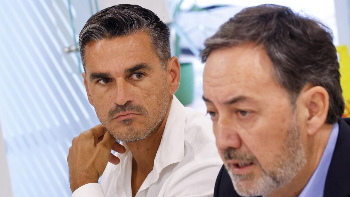 Monterrubio y Juanito hacen balance del mercado de fichajes en un desayuno informativo