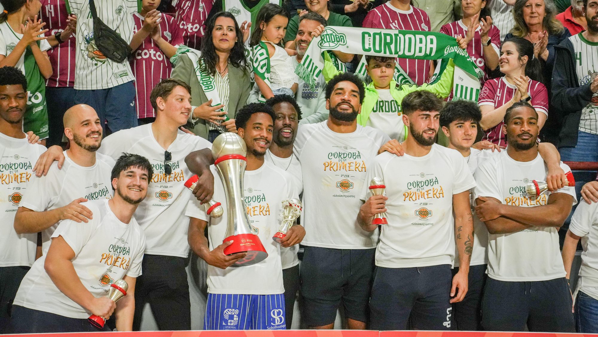 El Coto Córdoba celebra el ascenso a 1ª FEB