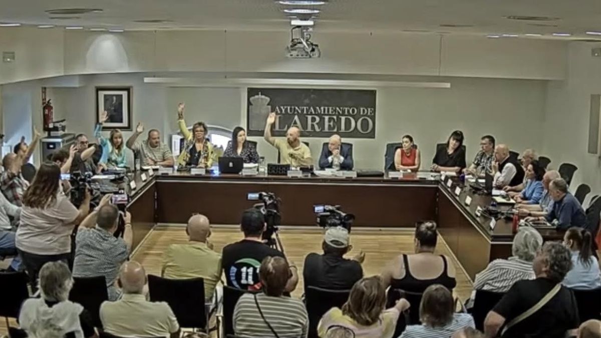 Laredo salva su paseo marítimo al tercer intento gracias al cambio de postura del PRC