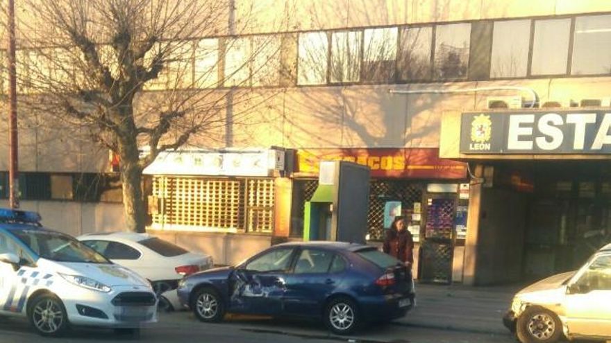 Accidente Estación Autobuses León. @Radar_León