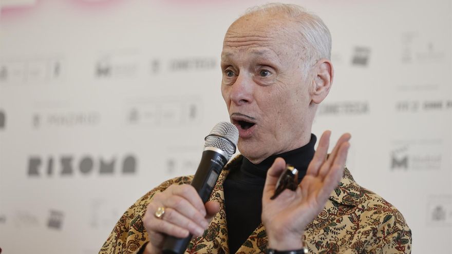 John Waters: "Ahora para rodar un cunnilingus tiene que haber una vagina falsa"