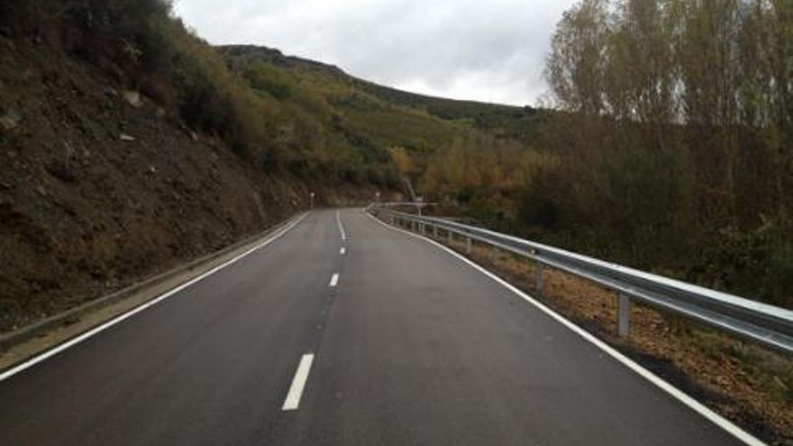 carretera acceso san pedro de olleros