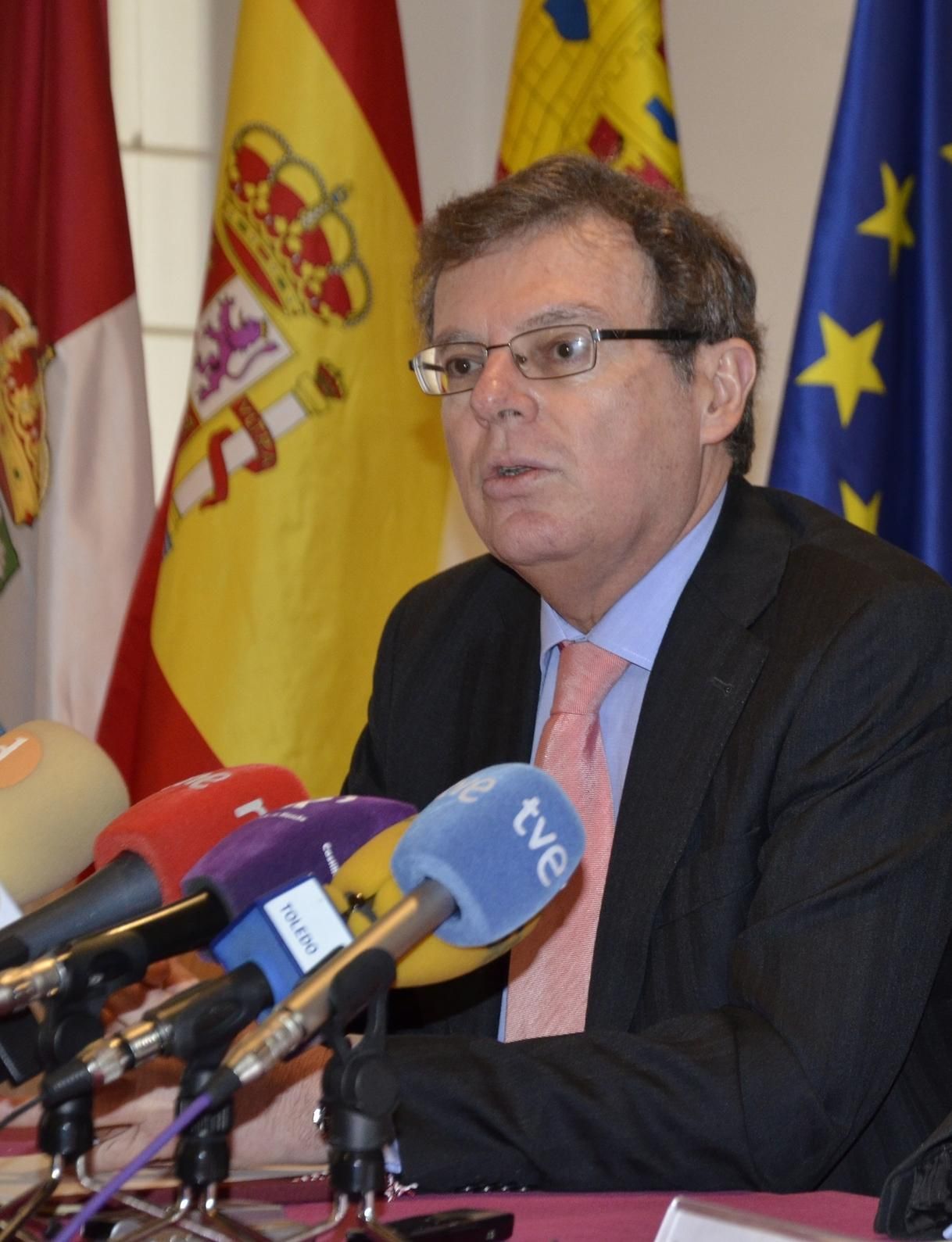 Miguel Ángel Collado oficializa su candidatura a rector de la UCLM con "una gran gestión" como aval