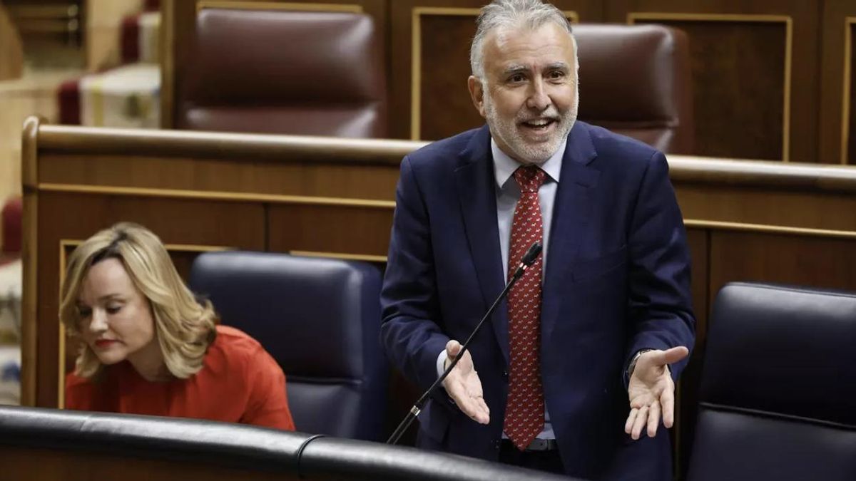 El ministro de Política Territorial, Ángel Víctor Torres