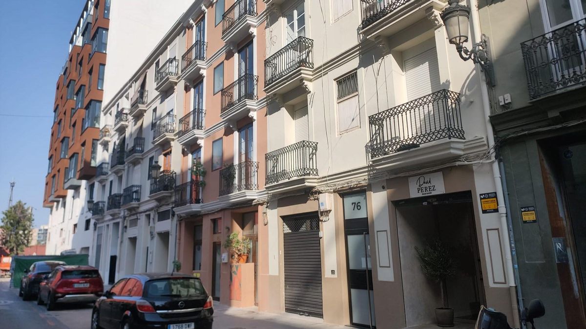 Més de 100 llogaters competeixen per cada pis de lloguer a la Comunitat Valenciana, on el 14% s'adjudica en menys de 24 hores