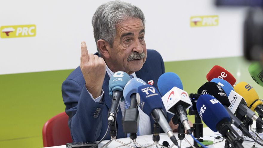 Revilla, tras confirmar su continuidad: "Estamos en un momento complicado y mi presencia suma para evitar un pacto entre PP y Vox"