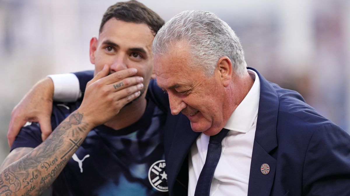 El entrenador de Paraguay, tras eliminar a Alemania: "Venimos de los sacrificios de los padres para que sus hijos puedan cumplir sus sueños"