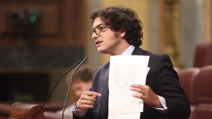 El secretario general de Vox, José María Figaredo, durante una sesión plenaria extraordinaria, en el Congreso de los Diputados, a 14 de julio de 2026, en Madrid (España).