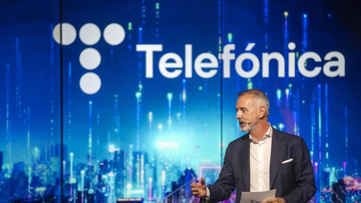 Telefónica, Orange, Deutsche Telekom y Vodafone pujan por los satélites europeos que competirán con Starlink