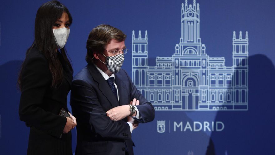 La vicealcaldesa de Madrid, Begoña Villacís; y el alcalde de Madrid, José Luis Martínez-Almeida.