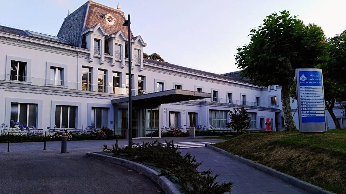 El Ayuntamiento de Santander recalificó la parcela del hospital Santa Clotilde para permitir la construcción de otro edificio