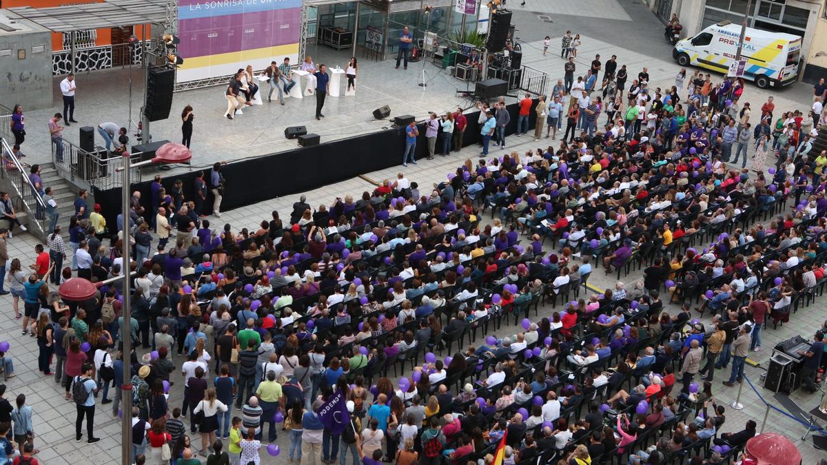 FOTOGALERÍA | Mitin de Unidos Podemos en Las Palmas de Gran Canaria
