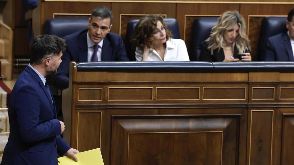 La izquierda busca un plan en pleno auge de la extrema derecha: "Bienvenido quien quiera ayudar, pero no va de nombres"