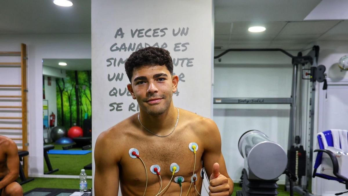 El Jebari, primera 'víctima' de la pretemporada del Córdoba CF