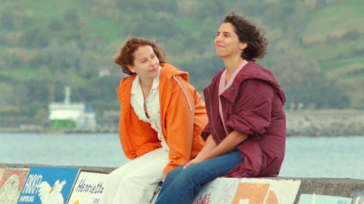 Irene Escolar y Agustina Muñoz en 'Ariel'