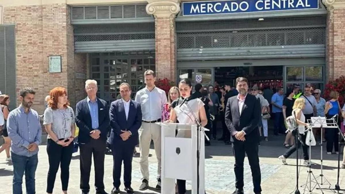 Acto institucional del 25M de conmemoración del bombardeo de Alilcante.