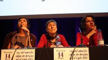 Encuentro con Silvia Federici en Bilbao bajo el título 'Ley del aborto: caza de brujas en el siglo XXI'. / Ecuador Etxea