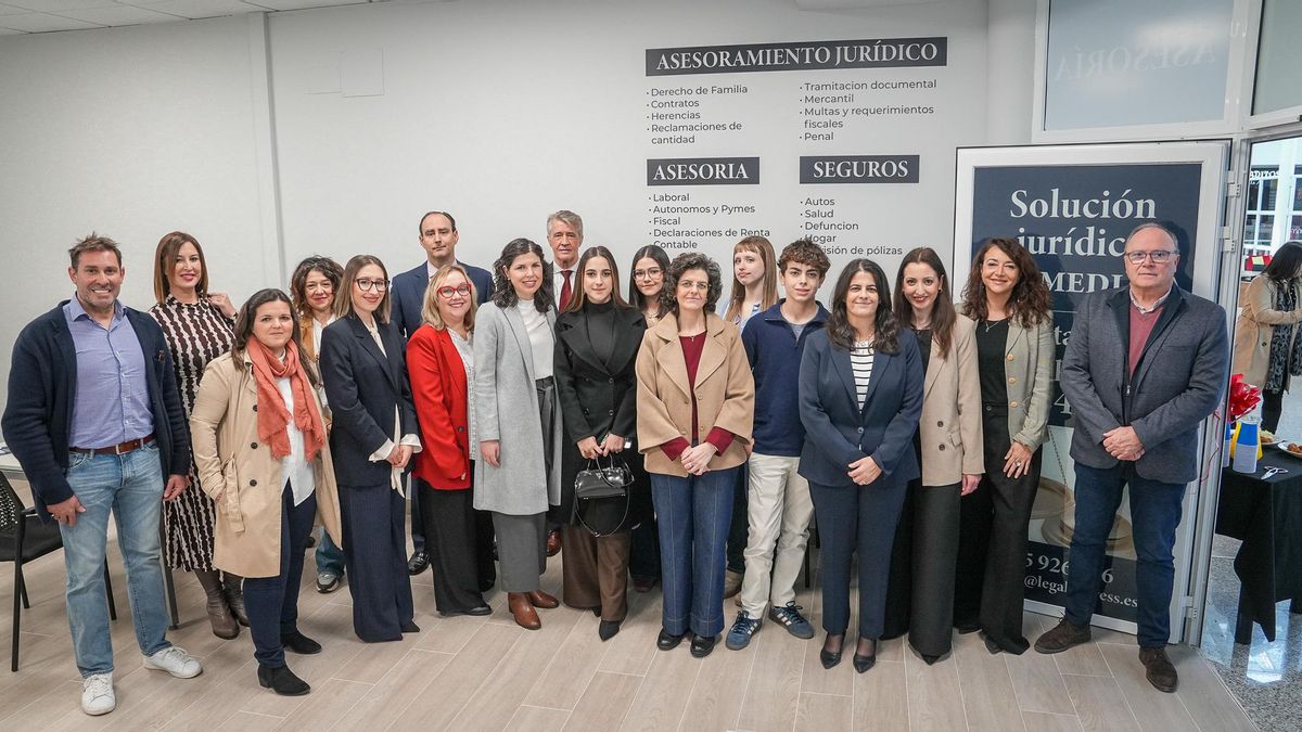 Legal Express abre sus puertas en el CC El Arcángel