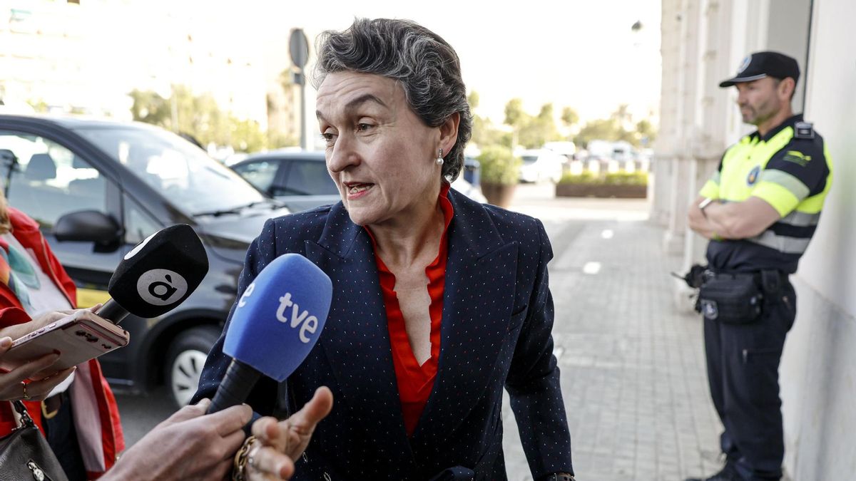 La presidenta del Puerto de Valencia, investigada por Anticorrupción, descarta dimitir