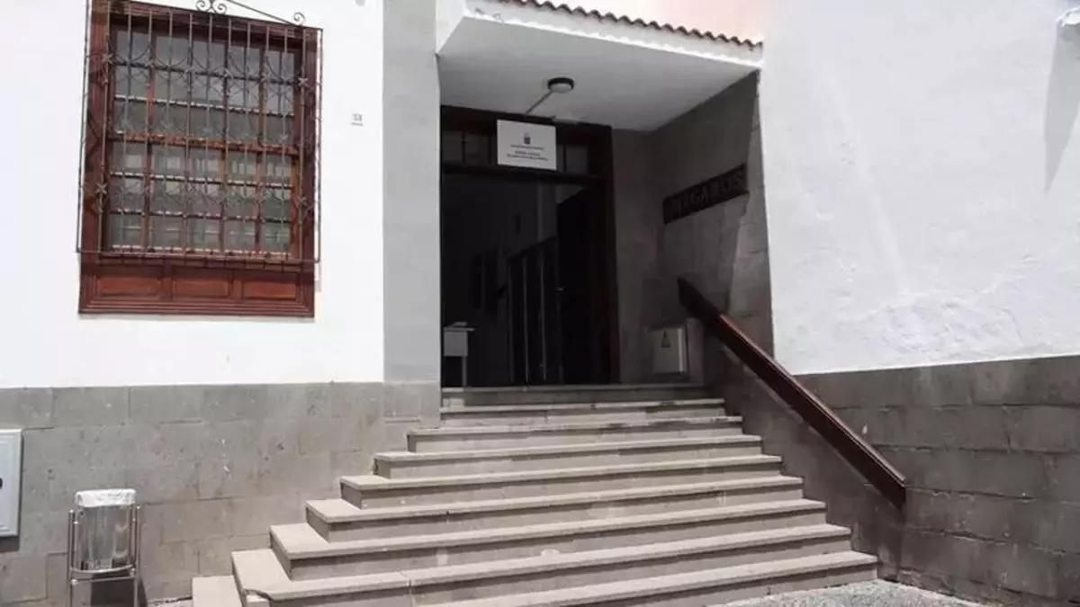 Un acusado de agredir con una botella a un hombre en La Palma se enfrenta a cuatro años de prisión