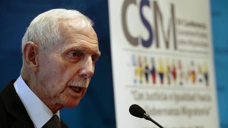 Refugiados e inmigrantes necesitan integrarse en las urbes, según organizaciones