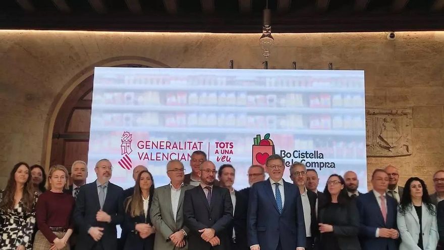 La Generalitat Valenciana ha presentado esta semana el 'bono cesta de la compra'.