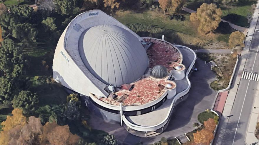 Almeida privatizará durante 42 años el abandonado Cine Imax para convertirlo en un teatro de 1.300 butacas