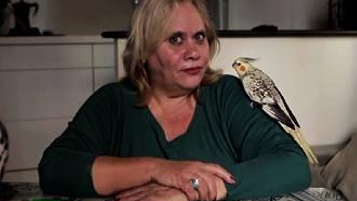 Carmina Barrios se estrena como 'youtuber' junto a su hijo Paco León