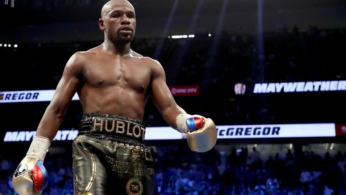 Floyd Mayweather deja el ostracismo y vuelve a la actividad profesional a sus 48 años