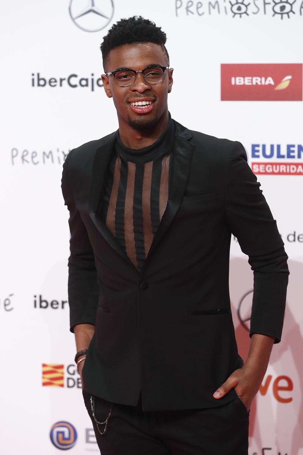 Desfile de rostros televisivos en la alfombra roja de los Forqué