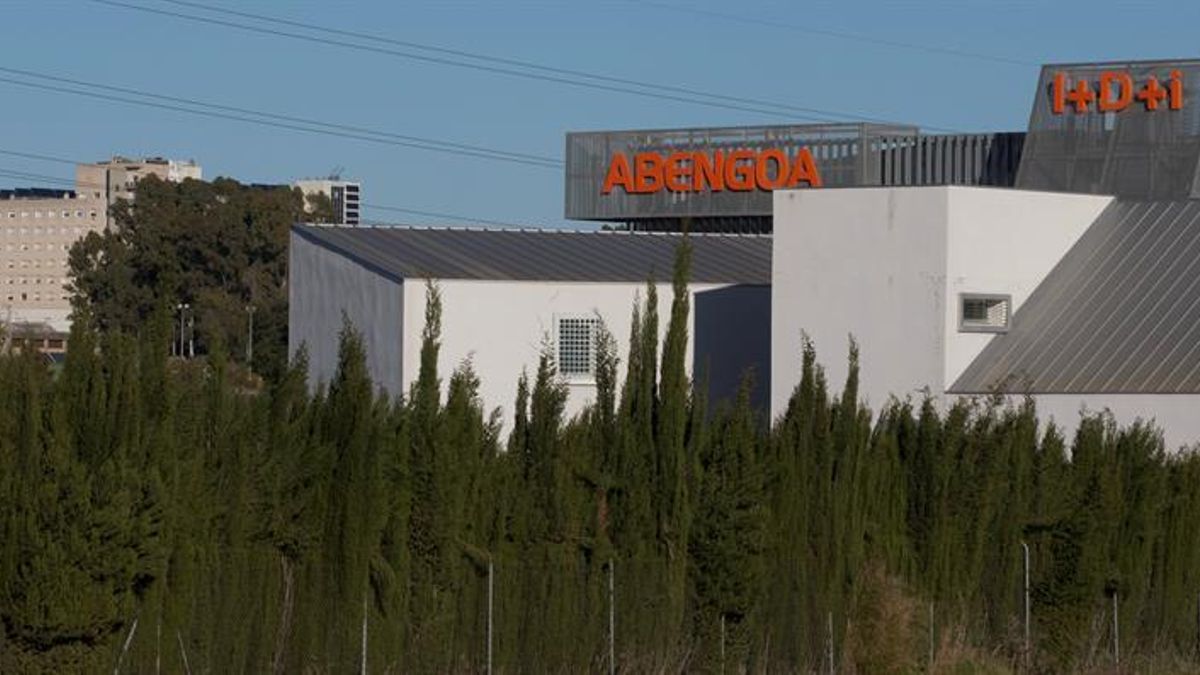 La juez propone juzgar al presidente de Abengoa por las indemnizaciones