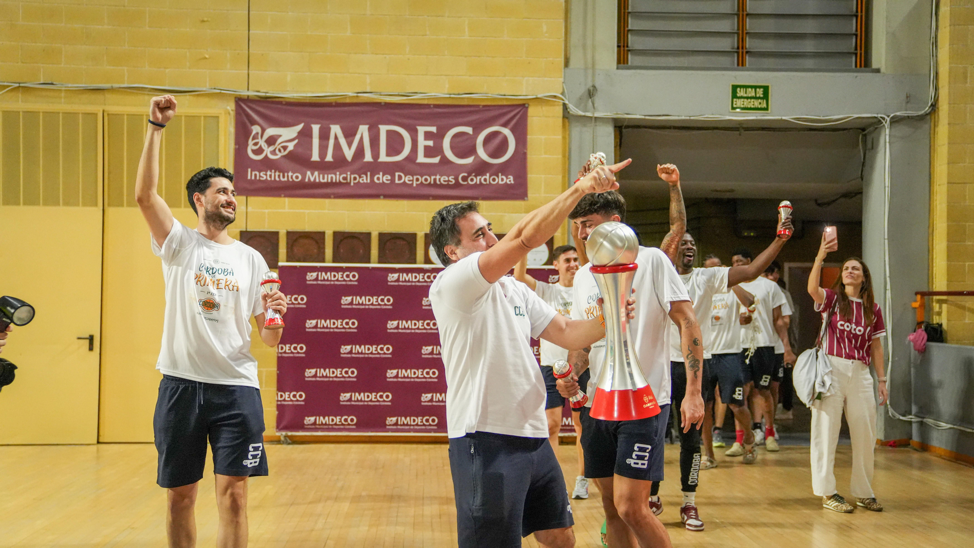 El Coto Córdoba celebra el ascenso a 1ª FEB