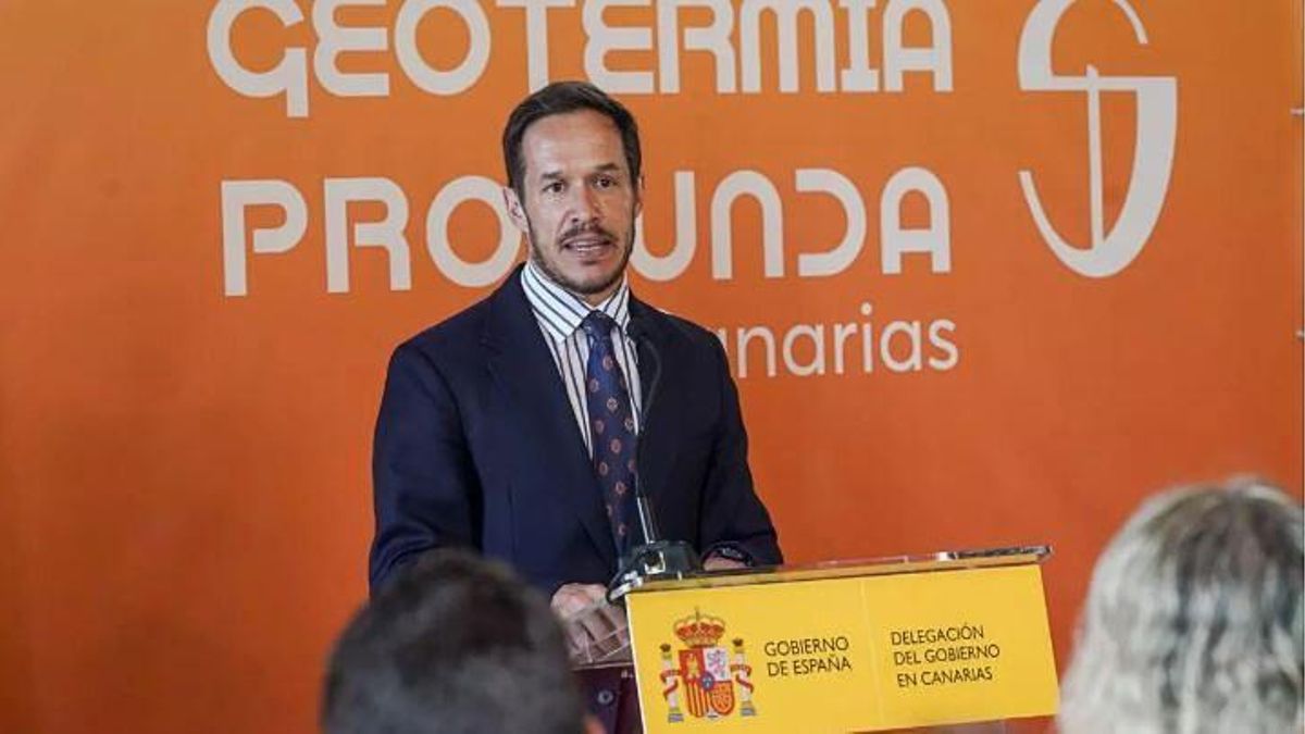 Imagen de archivo de Mariano Hernández Zapata, consejero de Transición Ecológica y Energía, en la presentación de un proyecto sobre energías renovables.