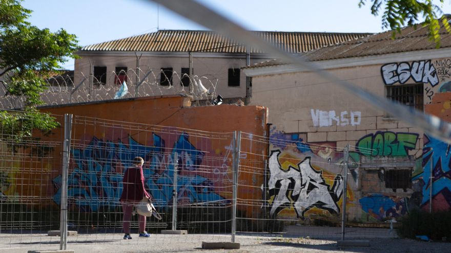 La Justicia autoriza el desalojo forzoso de las últimas 80 personas que subsisten en la vieja prisión de Palma