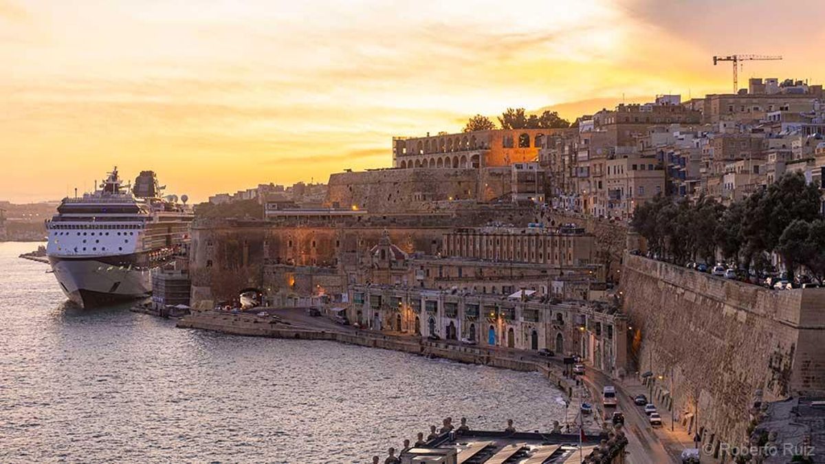 Visitar La Valeta en invierno nos aleja de su ajetreo turístico del resto del año.
