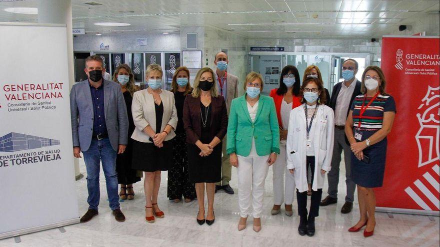 "Máxima normalidad" y un centenar de profesionales más en el retorno a la gestión pública del hospital de Torrevieja