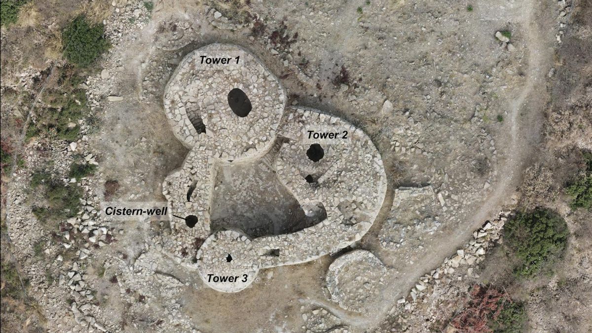 Descubren en Cerdeña un pozo ritual con cerámicas llegadas de otros territorios hace más de 2.800 años