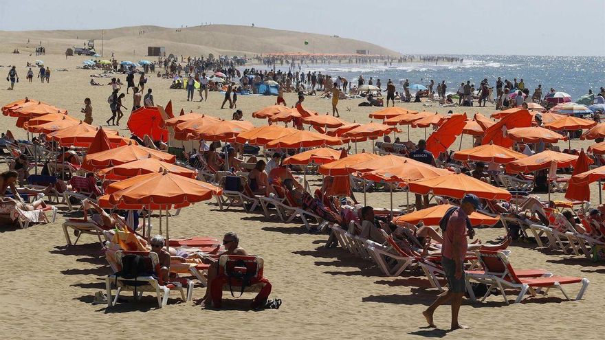 Nuevo récord turístico en Canarias: la llegada de extranjeros y el gasto, imparables en marzo